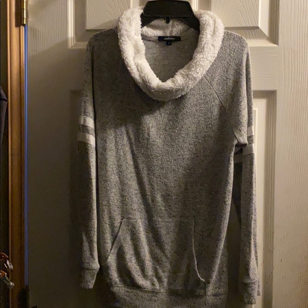 Cowl neck long sleeve